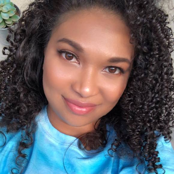 Meet your Posher, Annemarie - Picture 1 of 1